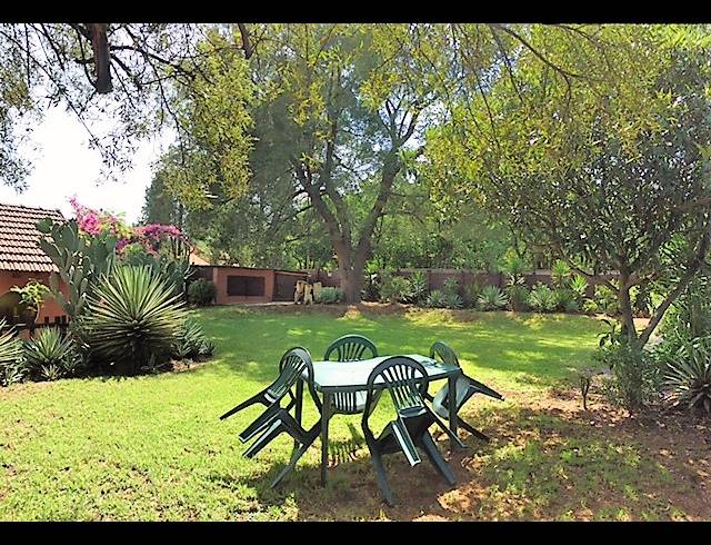 1 bed property to rent in FONTAINEBLEAU